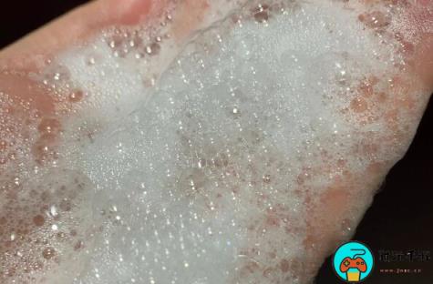 蚂蚁庄园9月26日：洗发水的泡沫越丰富清洁效果越好吗